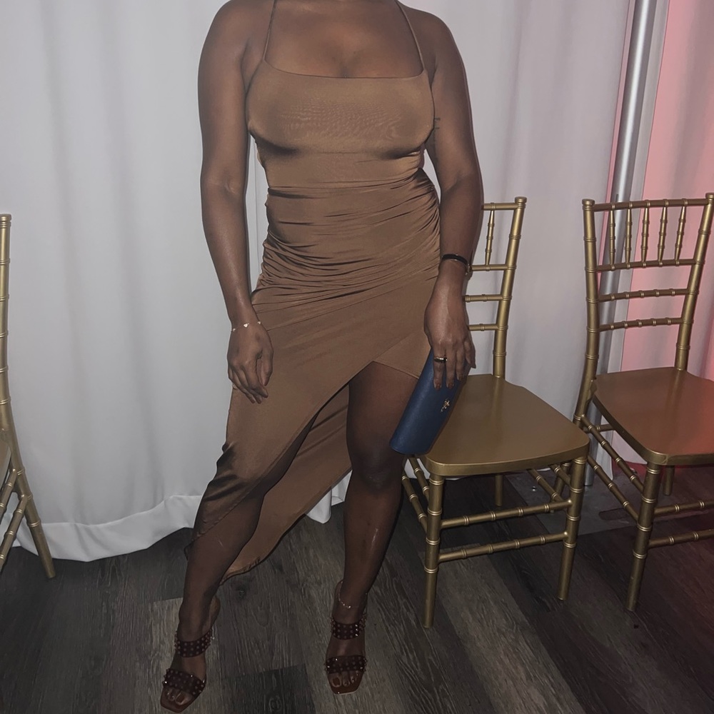 Brown sexy dress-size small -very stretchy